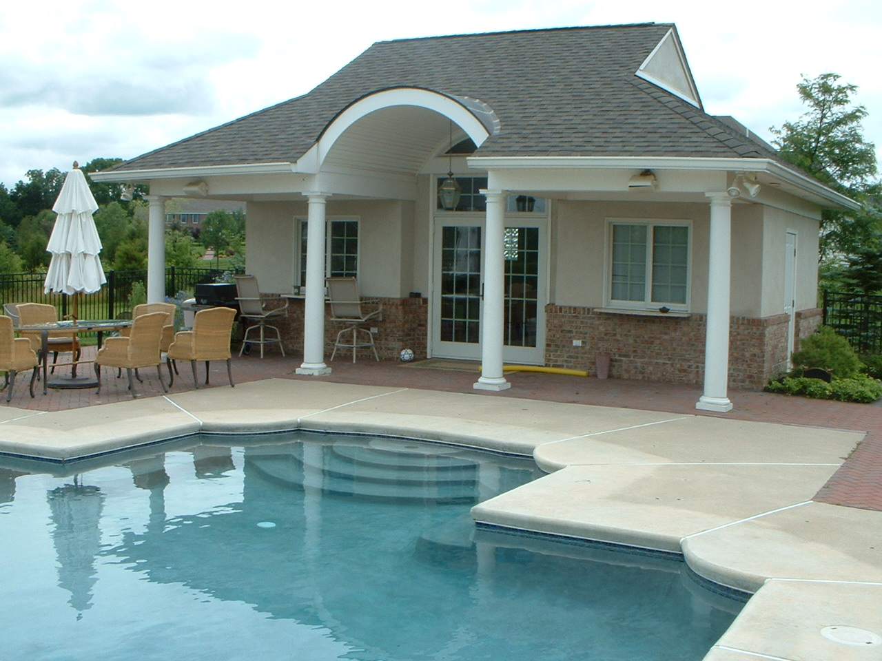 POOL HOUSE