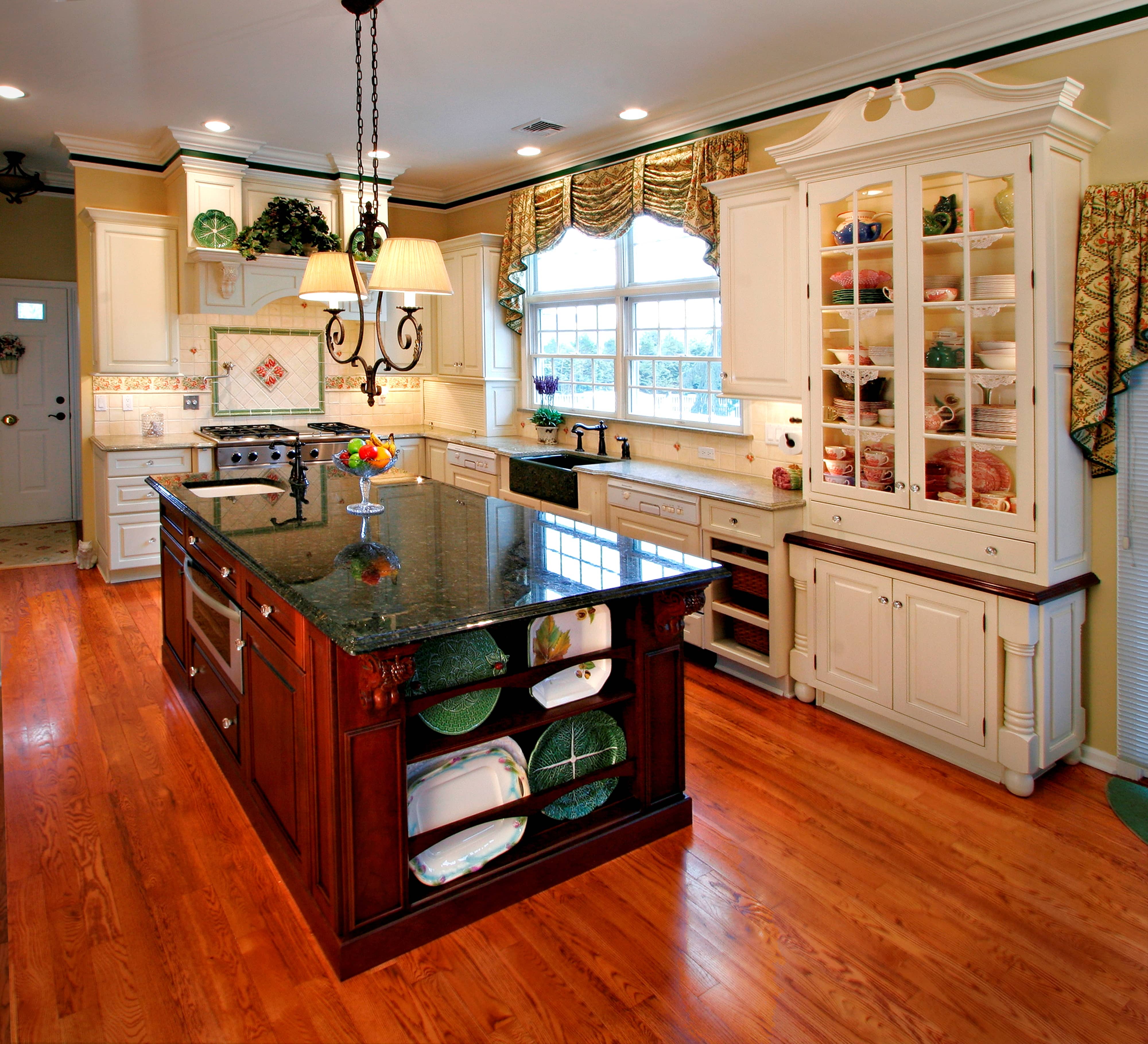 KITCHEN RENOVATION